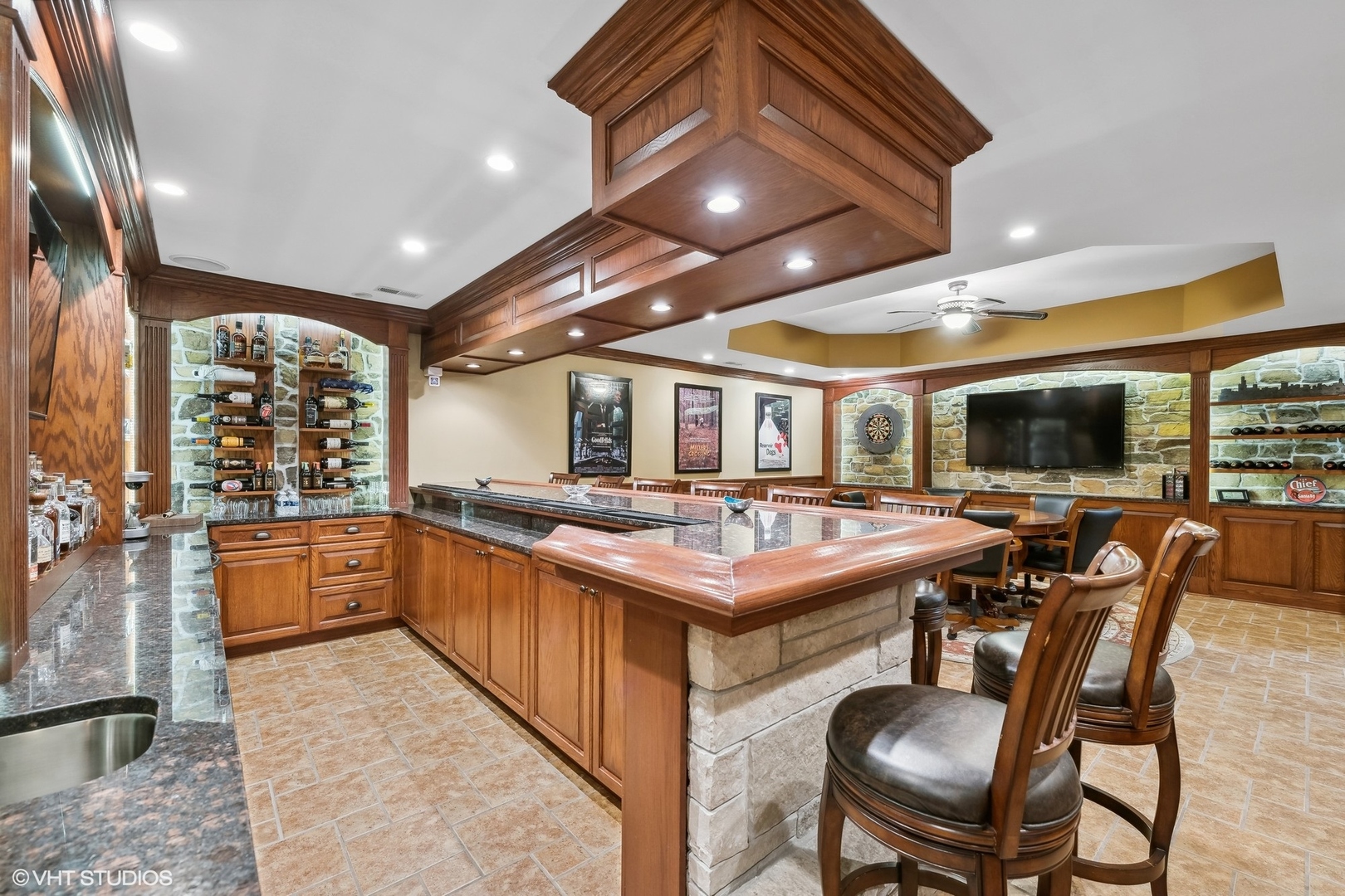 381 Argyle Avenue Elmhurst, IL 60126 - Photo 45 of 63 a kitchen with a stove and a refrigerator