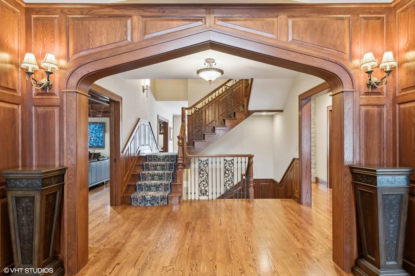 381 Argyle Avenue Elmhurst, IL 60126 - Photo 5 of 63 a view of entryway and hall with wooden floor