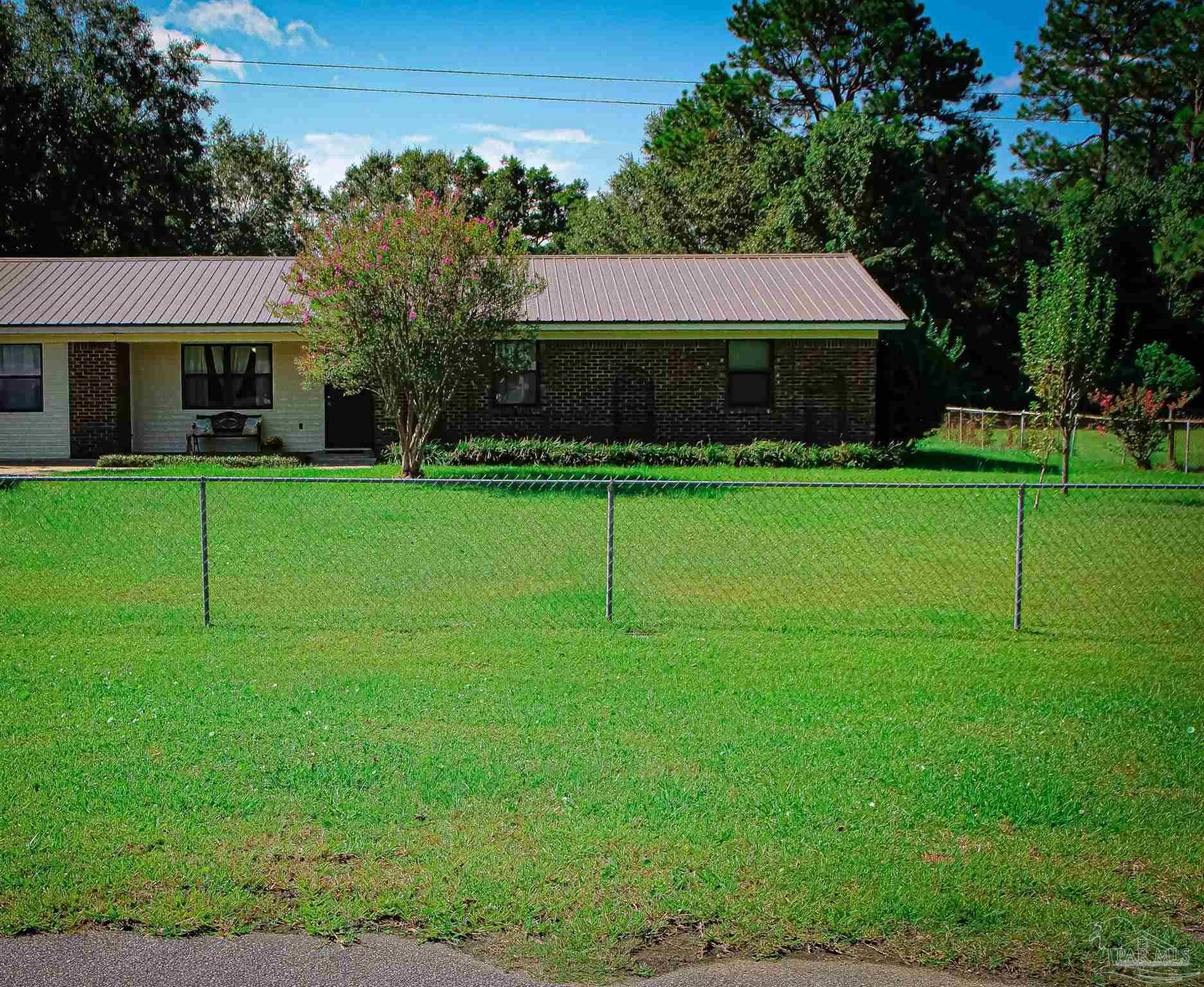 1379 Tobias Road Cantonment, FL 32533 - Photo 2 of 13 Gallery Image 2