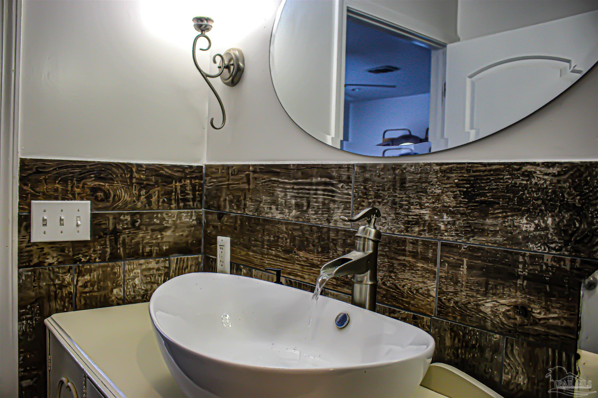 1379 Tobias Road Cantonment, FL 32533 - Photo 8 of 13 Gallery Image 8
