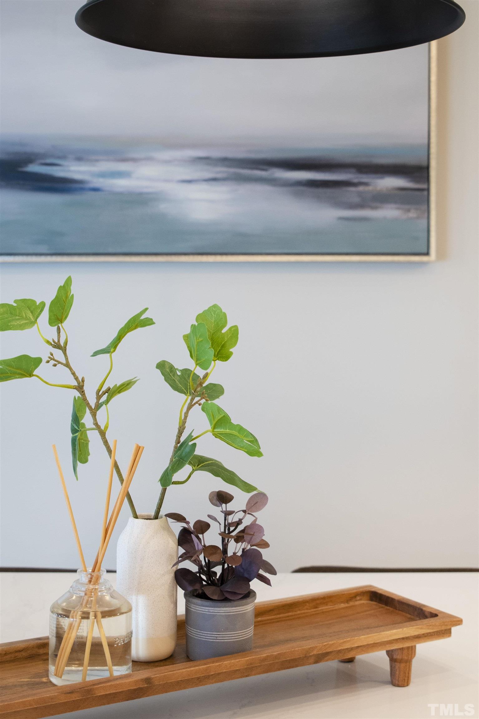 700 Daniel Ridge Rd. Wendell, NC 27591 - Photo 19 of 62 a vase of flowers sitting on a table