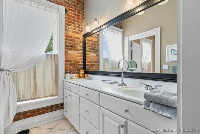 $639,900 | 204 West 3rd Street, Madison, IN 47250