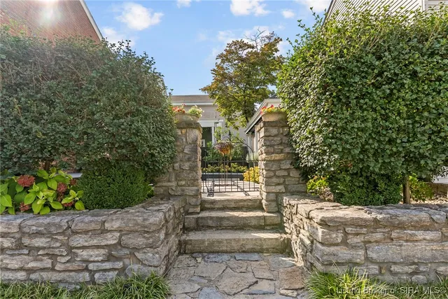 $639,900 | 204 West 3rd Street, Madison, IN 47250