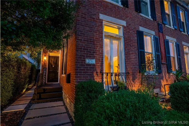 $639,900 | 204 West 3rd Street, Madison, IN 47250