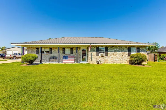 $265,000 | 219 Mary Beth Avenue, Houma, LA 70364