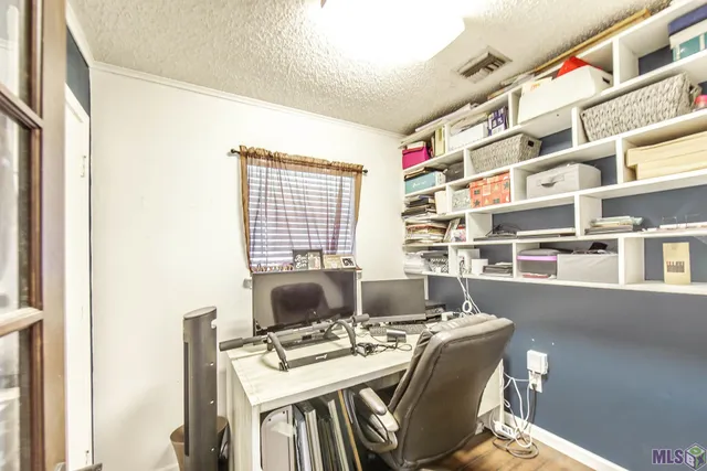 $255,500 | 219 Mary Beth Avenue, Houma, LA 70364