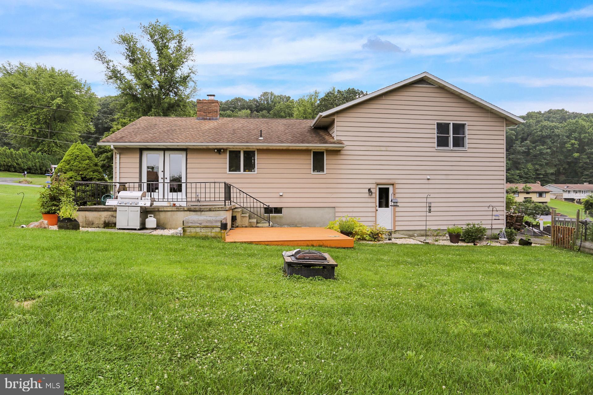 2145 Georgia Road Temple, PA 19560 - Photo 6 of 33 Gallery Image 6