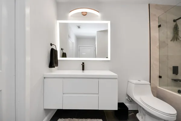 a bathroom with a bathtub