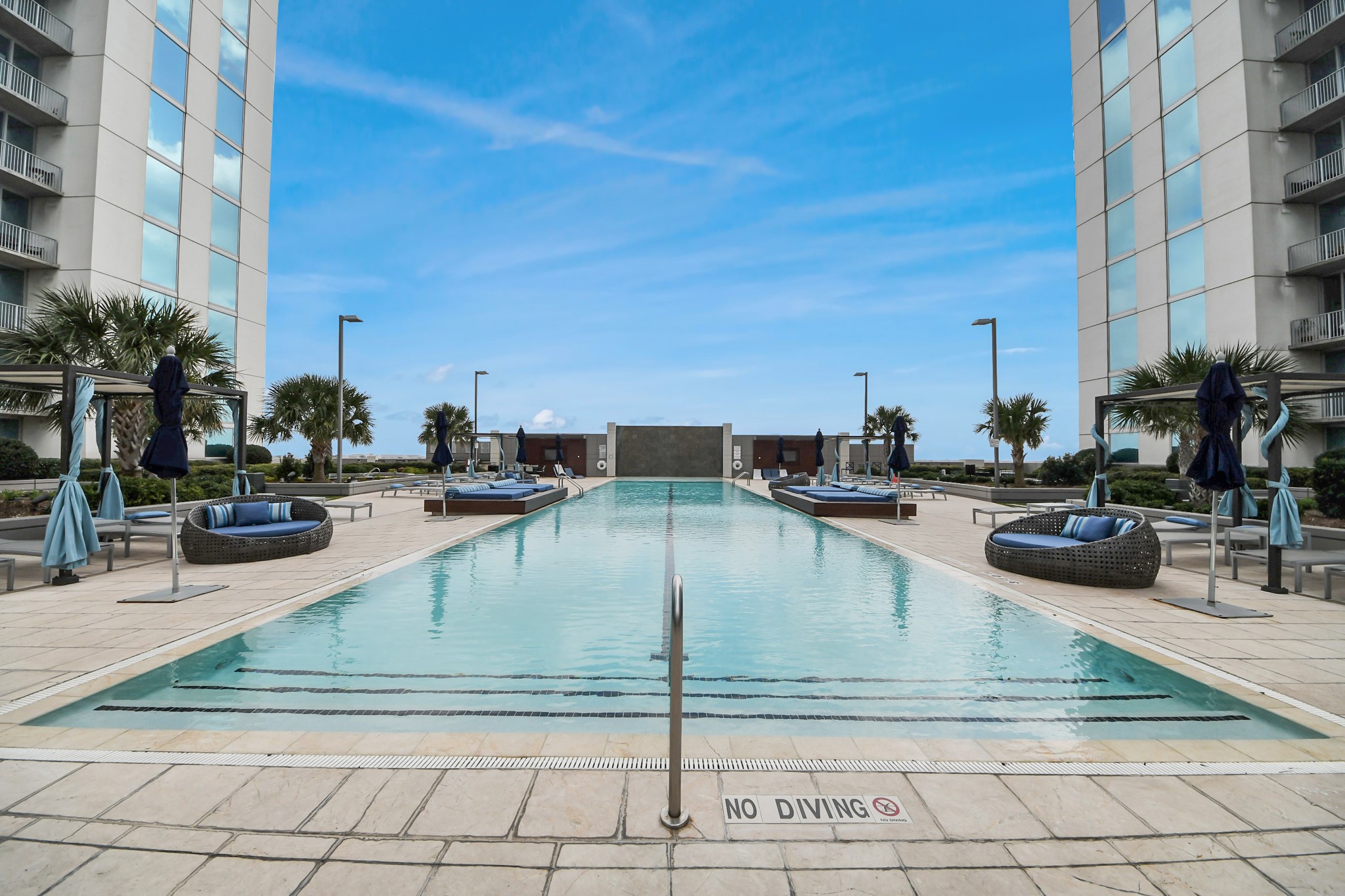 5925 Almeda Road, Unit 11616 Houston, TX 77004 - Photo 27 of 39 a view of swimming pool with outdoor seating