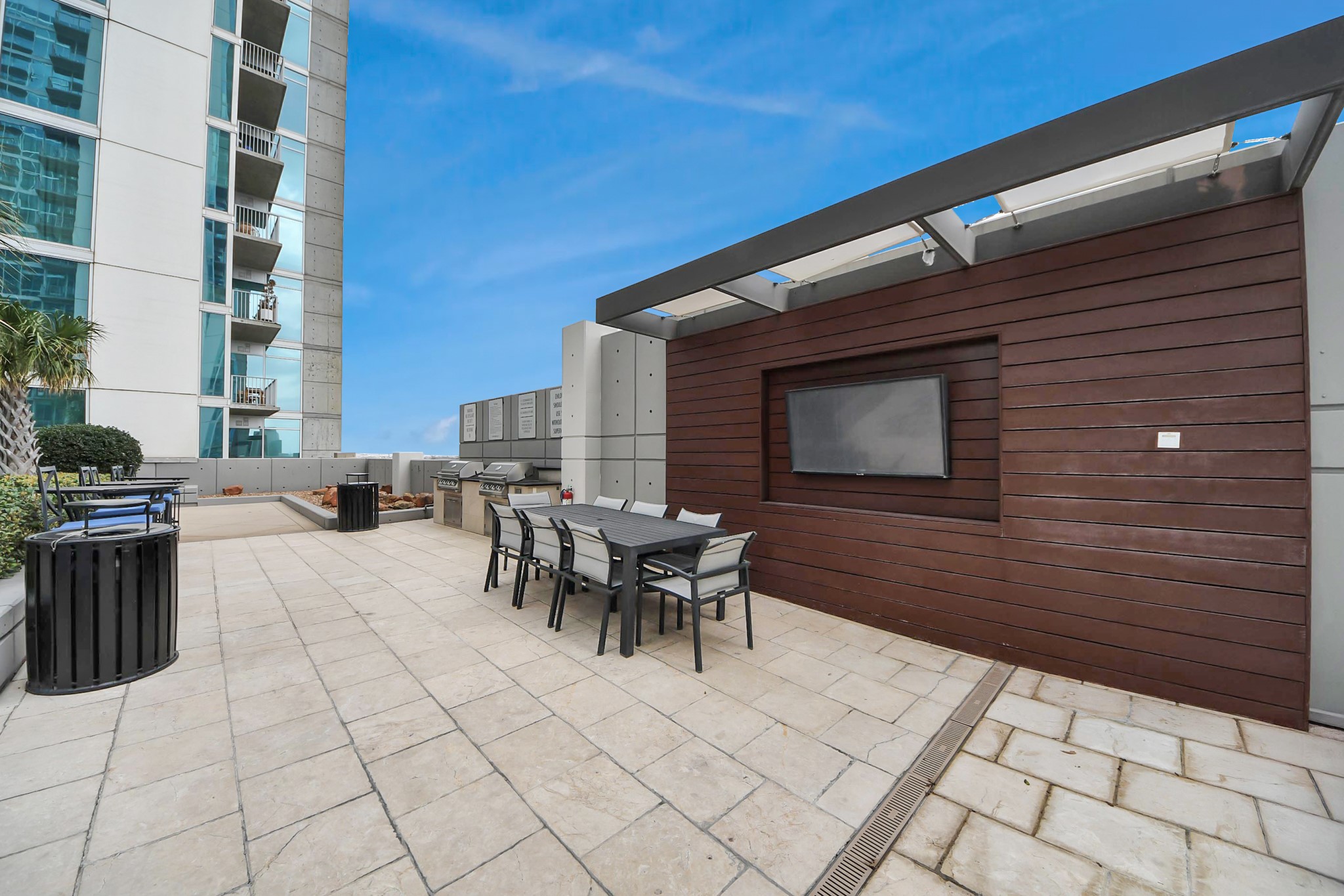5925 Almeda Road, Unit 11616 Houston, TX 77004 - Photo 30 of 39 a view of outdoor space with seating area