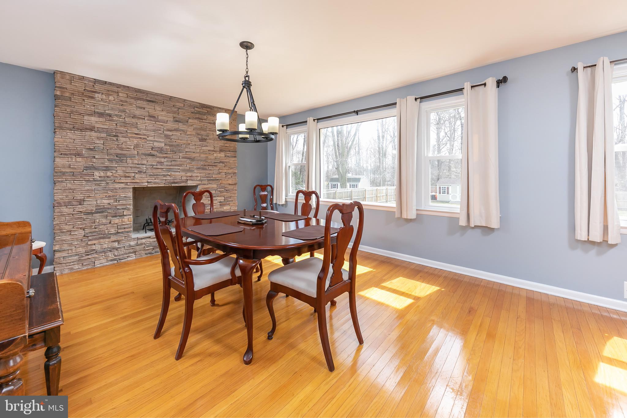 81 Winding Way Road Stratford, NJ 08084 - Photo 3 of 21