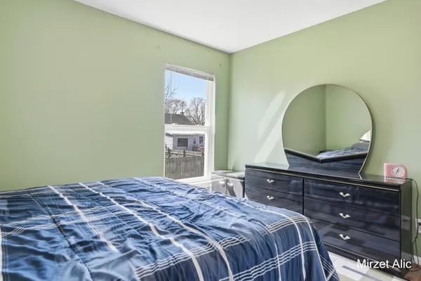 $315,000 | 300 Regent Street Southeast, Grand Rapids, MI 49548