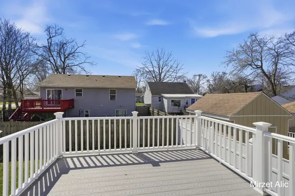 $315,000 | 300 Regent Street Southeast, Grand Rapids, MI 49548