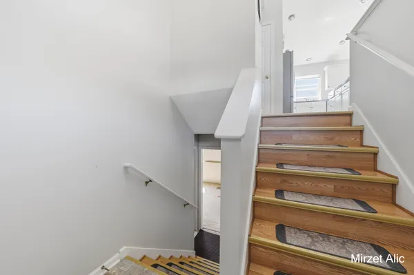 $315,000 | 300 Regent Street Southeast, Grand Rapids, MI 49548