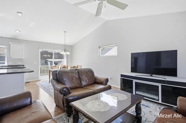 $315,000 | 300 Regent Street Southeast, Grand Rapids, MI 49548