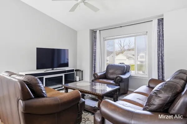$315,000 | 300 Regent Street Southeast, Grand Rapids, MI 49548