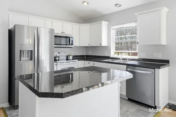 $315,000 | 300 Regent Street Southeast, Grand Rapids, MI 49548