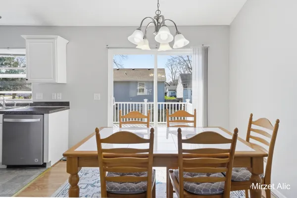 $315,000 | 300 Regent Street Southeast, Grand Rapids, MI 49548