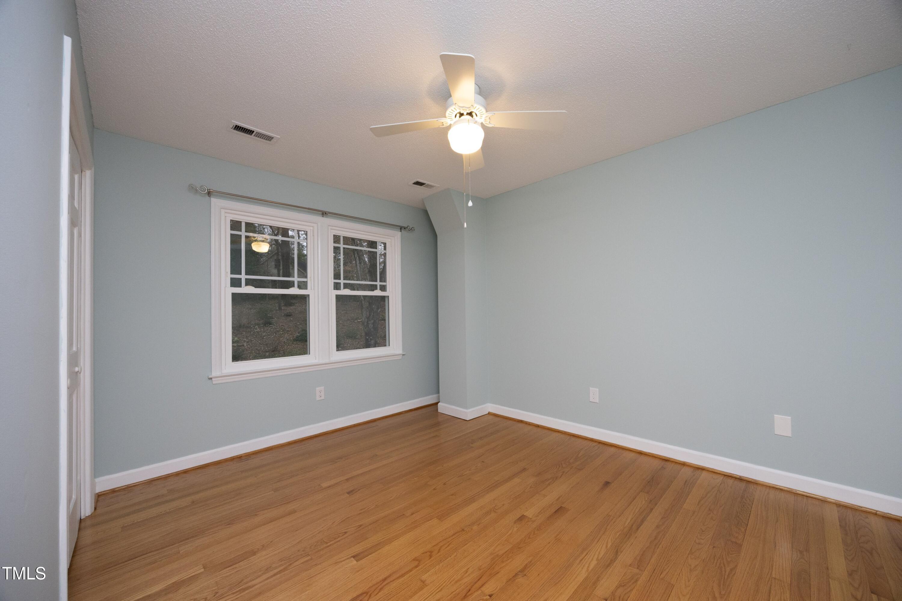 4616 Oak Park Road Raleigh, NC 27612 - Photo 30 of 63 30Bedroom2
