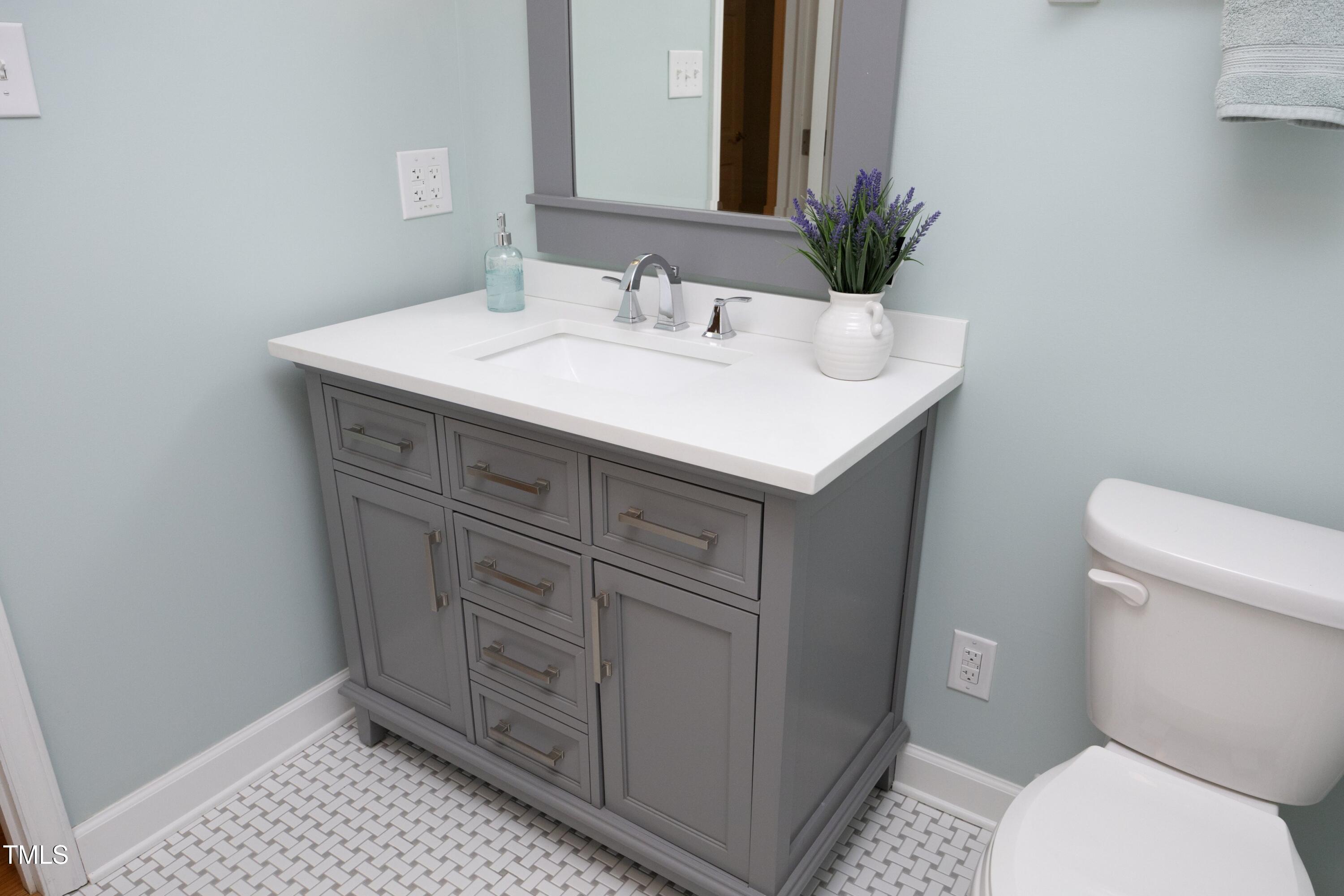 4616 Oak Park Road Raleigh, NC 27612 - Photo 34 of 63 34BathDetail
