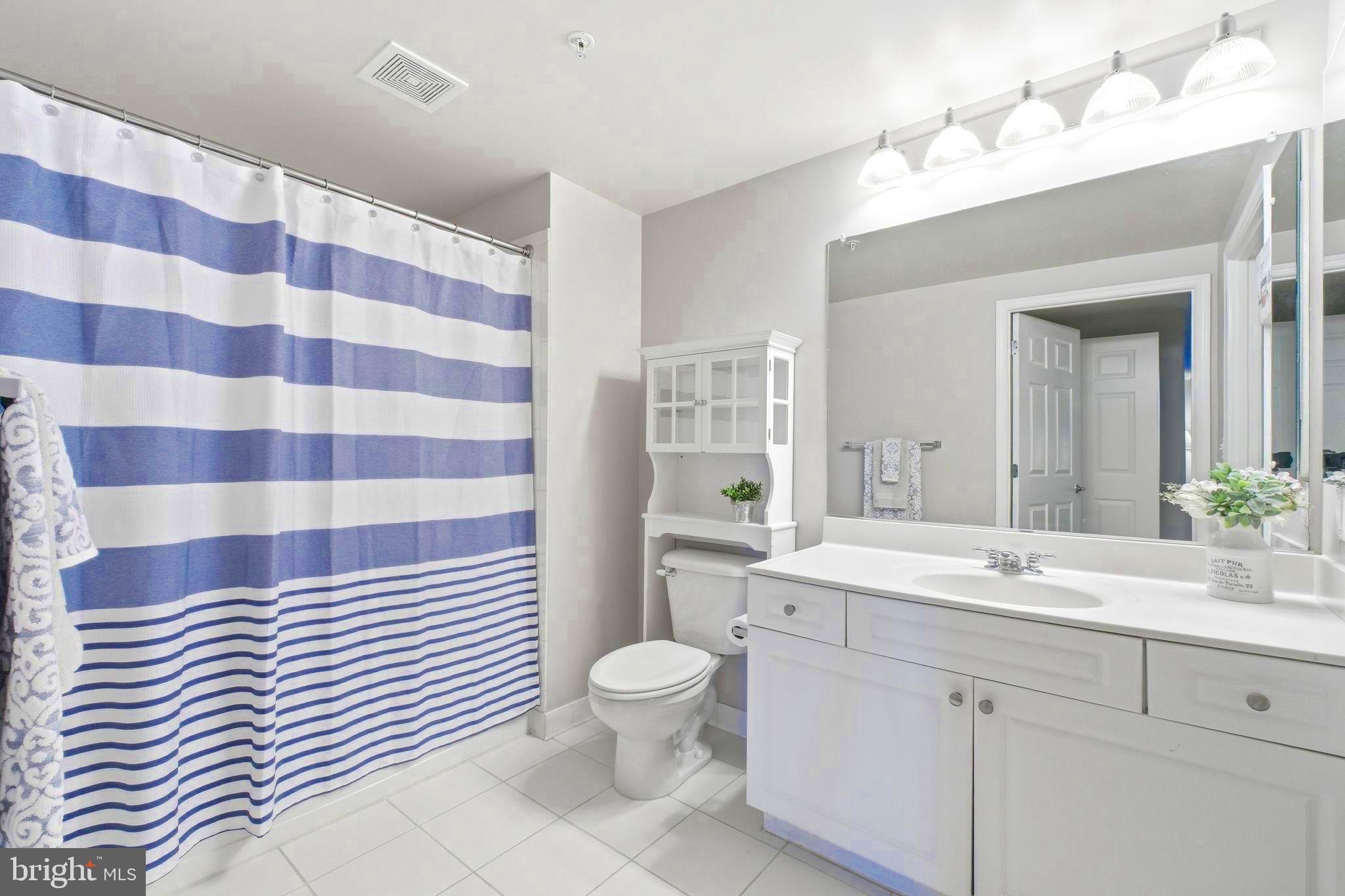 2726 Gallows Road, Unit 510 Vienna, VA 22180 - Photo 15 of 32