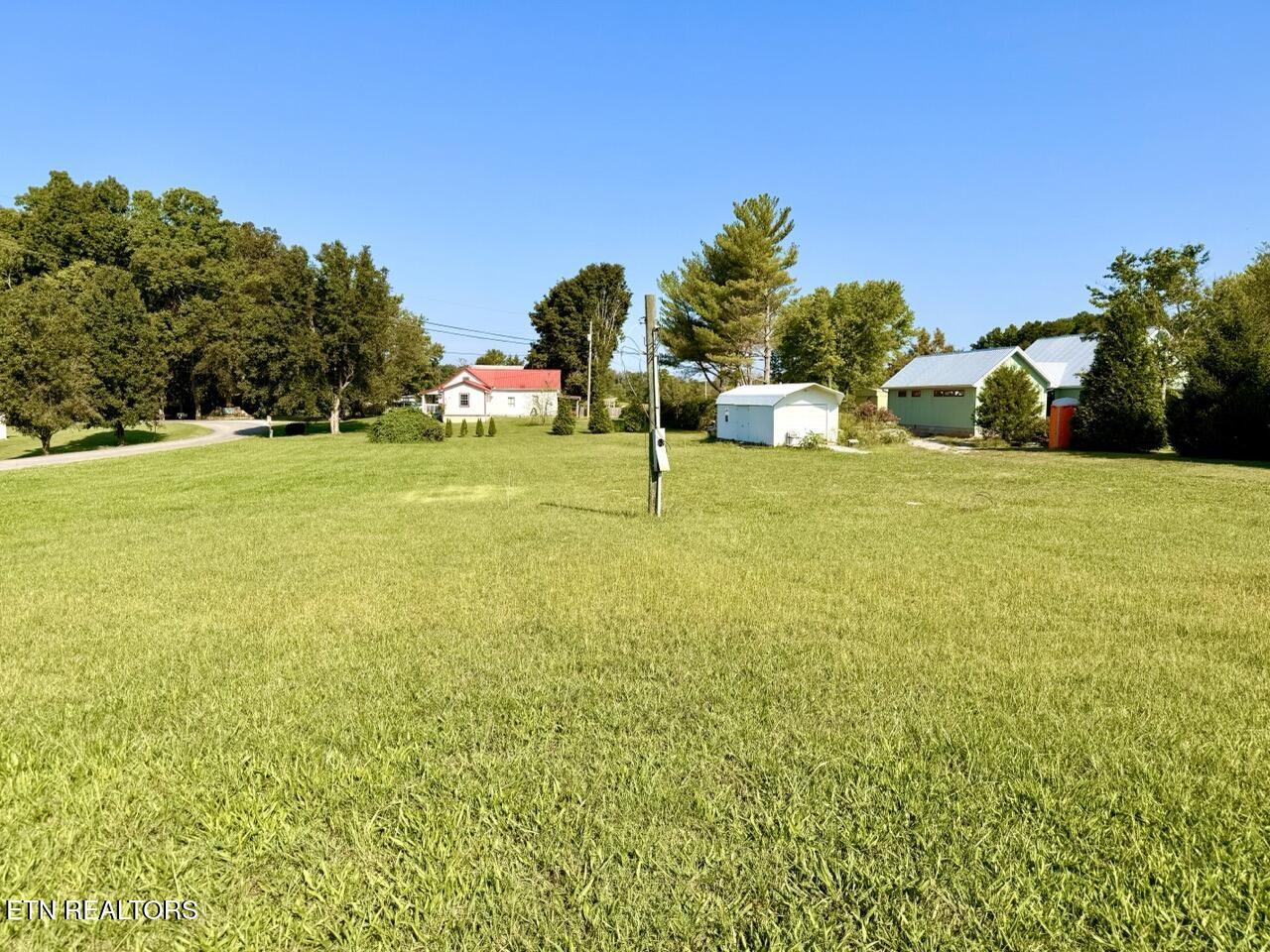 1480 Cunningham Road West Seymour, TN 37865 - Photo 2 of 9