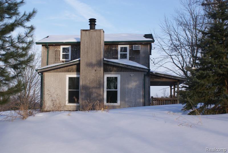 5072 Slattery Road North Branch, MI 48461 - Photo 3 of 19 DSC03519.jpg