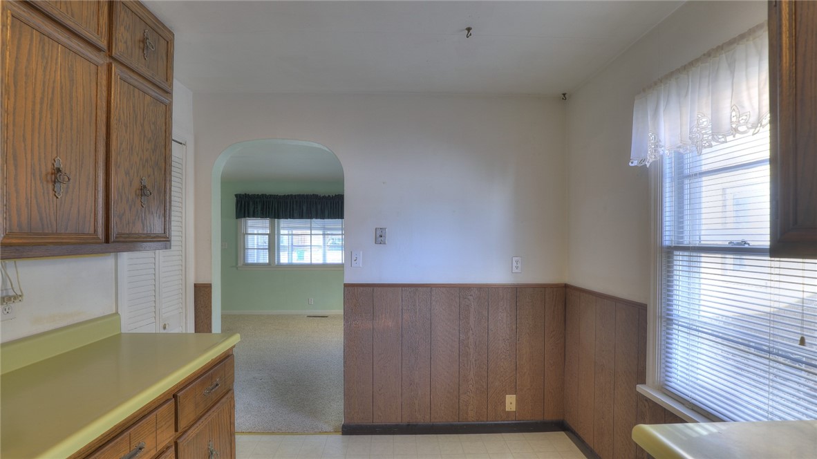 2238 North Water Street Decatur, IL 62526 - Photo 16 of 34