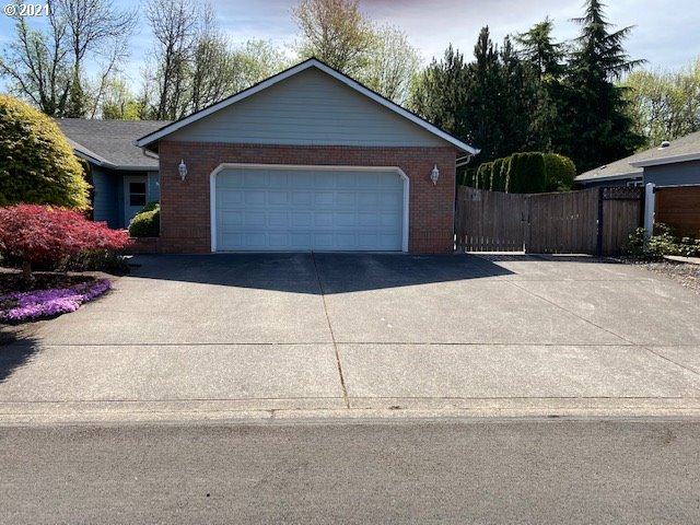 2821 Dry Creek Road Eugene, OR 97404 - Photo 2 of 13 Gallery Image 2