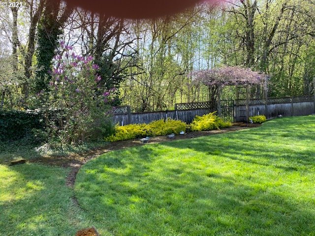 2821 Dry Creek Road Eugene, OR 97404 - Photo 12 of 13 Gallery Image 12
