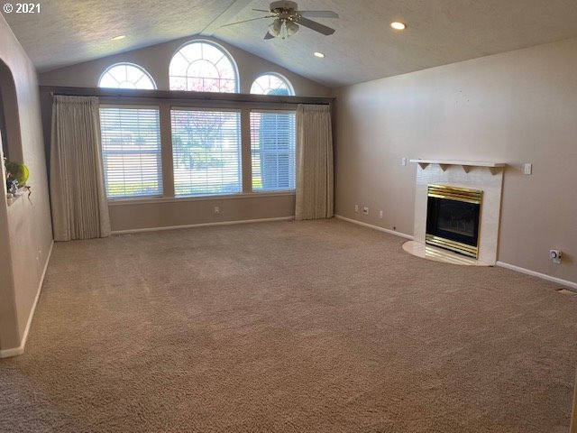 2821 Dry Creek Road Eugene, OR 97404 - Photo 5 of 13 Gallery Image 5