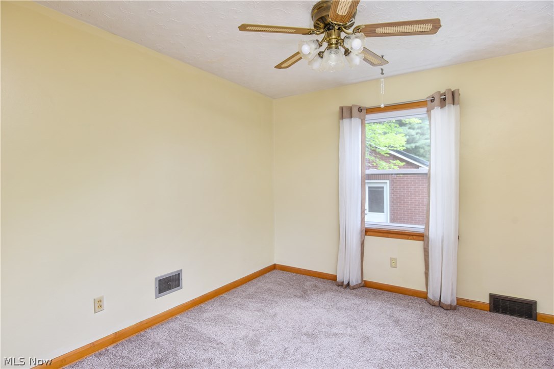 1420 Benton Road Salem, OH 44460 - Photo 8 of 26 Gallery Image 8
