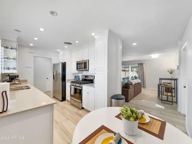 $5,500 | 7514 East Hazelwood Street, Scottsdale, AZ 85251