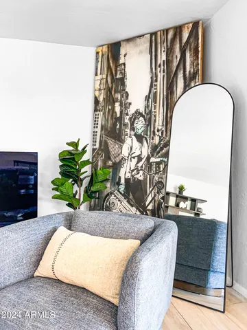 $5,500 | 7514 East Hazelwood Street, Scottsdale, AZ 85251