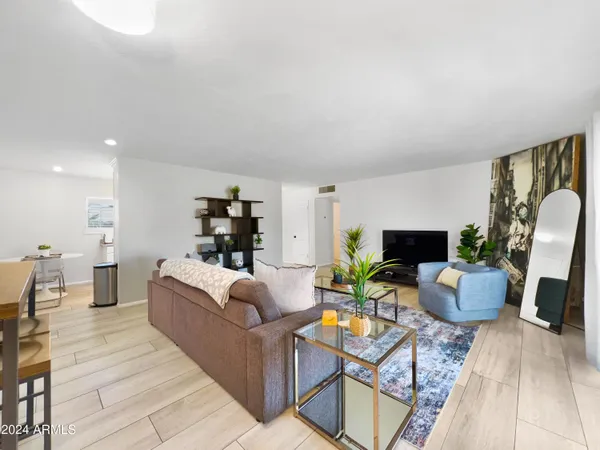 $5,500 | 7514 East Hazelwood Street, Scottsdale, AZ 85251