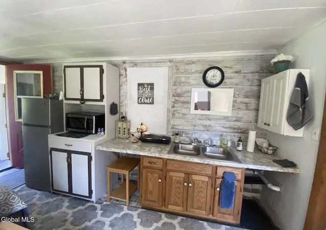 $168,000 | 121 Church Street, Howes Cave, NY 12092