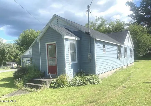 $168,000 | 121 Church Street, Howes Cave, NY 12092