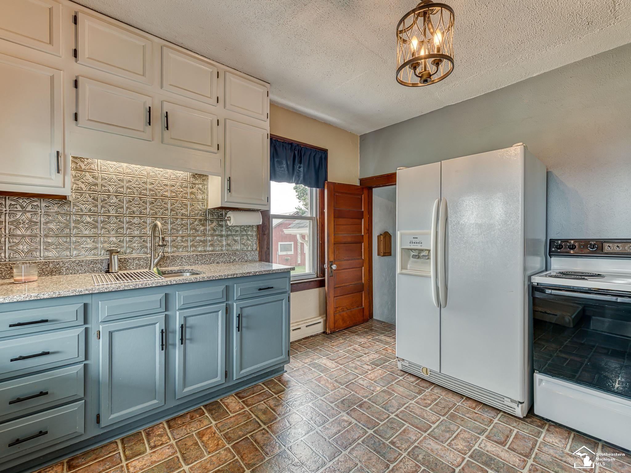 2454 East Labo Road Carleton, MI 48117 - Photo 12 of 52 Gallery Image 12