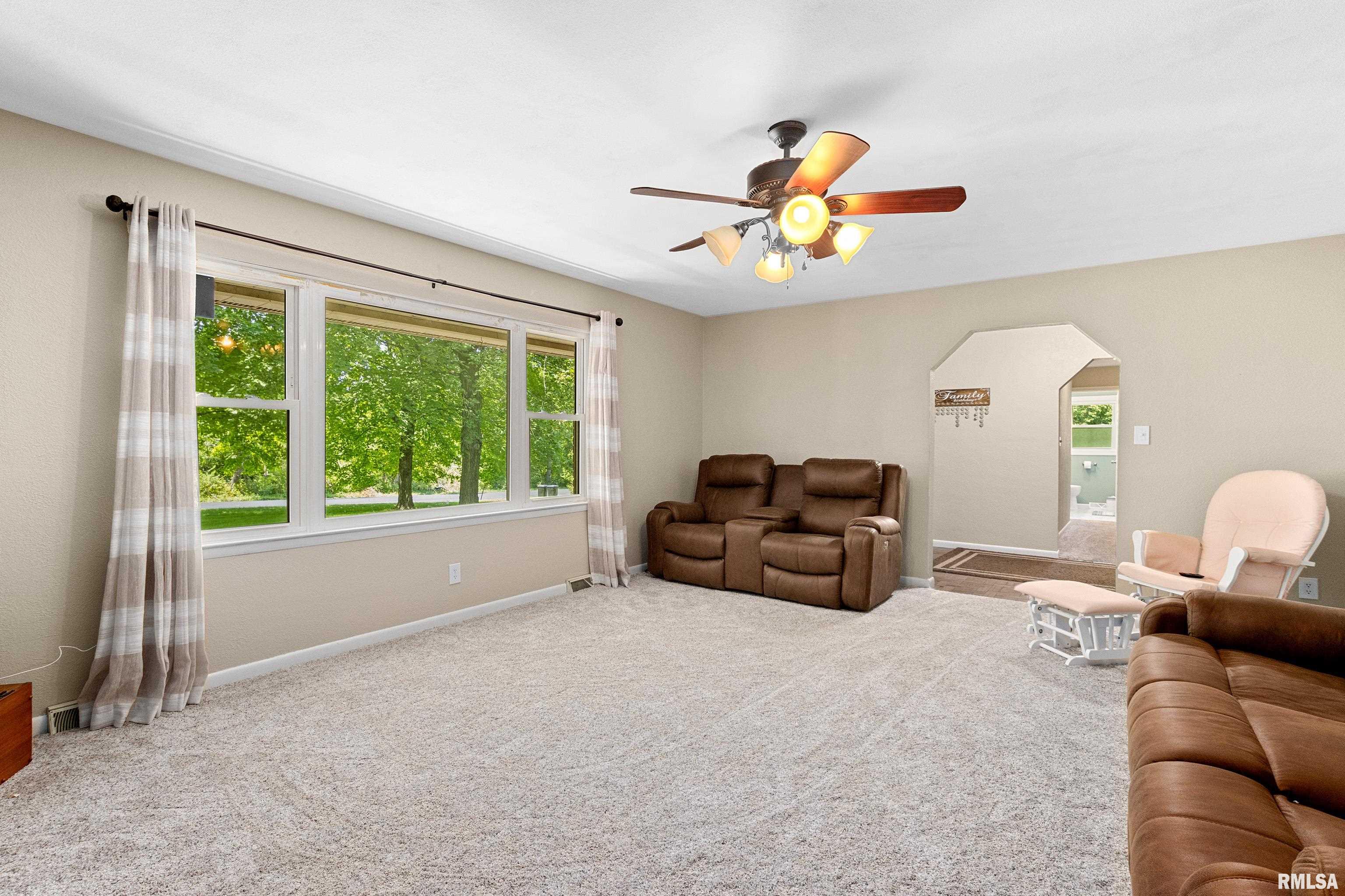 2100 California Road Pekin, IL 61554 - Photo 29 of 54 Gallery Image 29