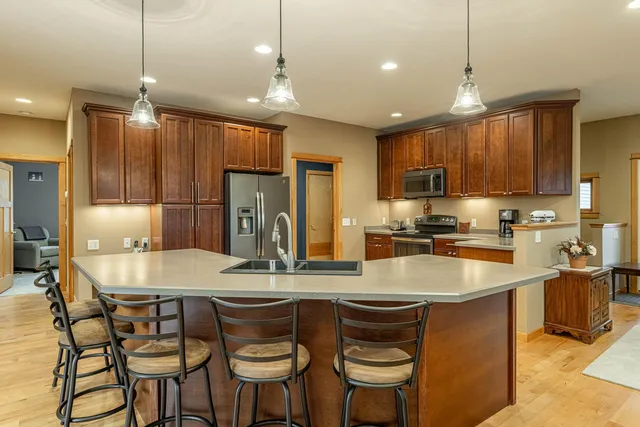 $664,900 | 5153 Ninebark Drive, Fitchburg, WI 53711