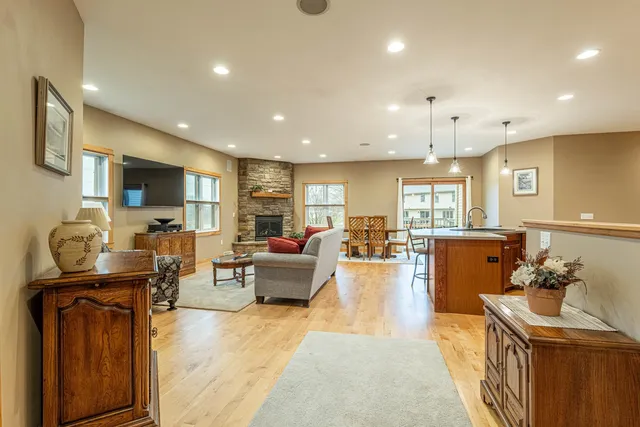 $664,900 | 5153 Ninebark Drive, Fitchburg, WI 53711