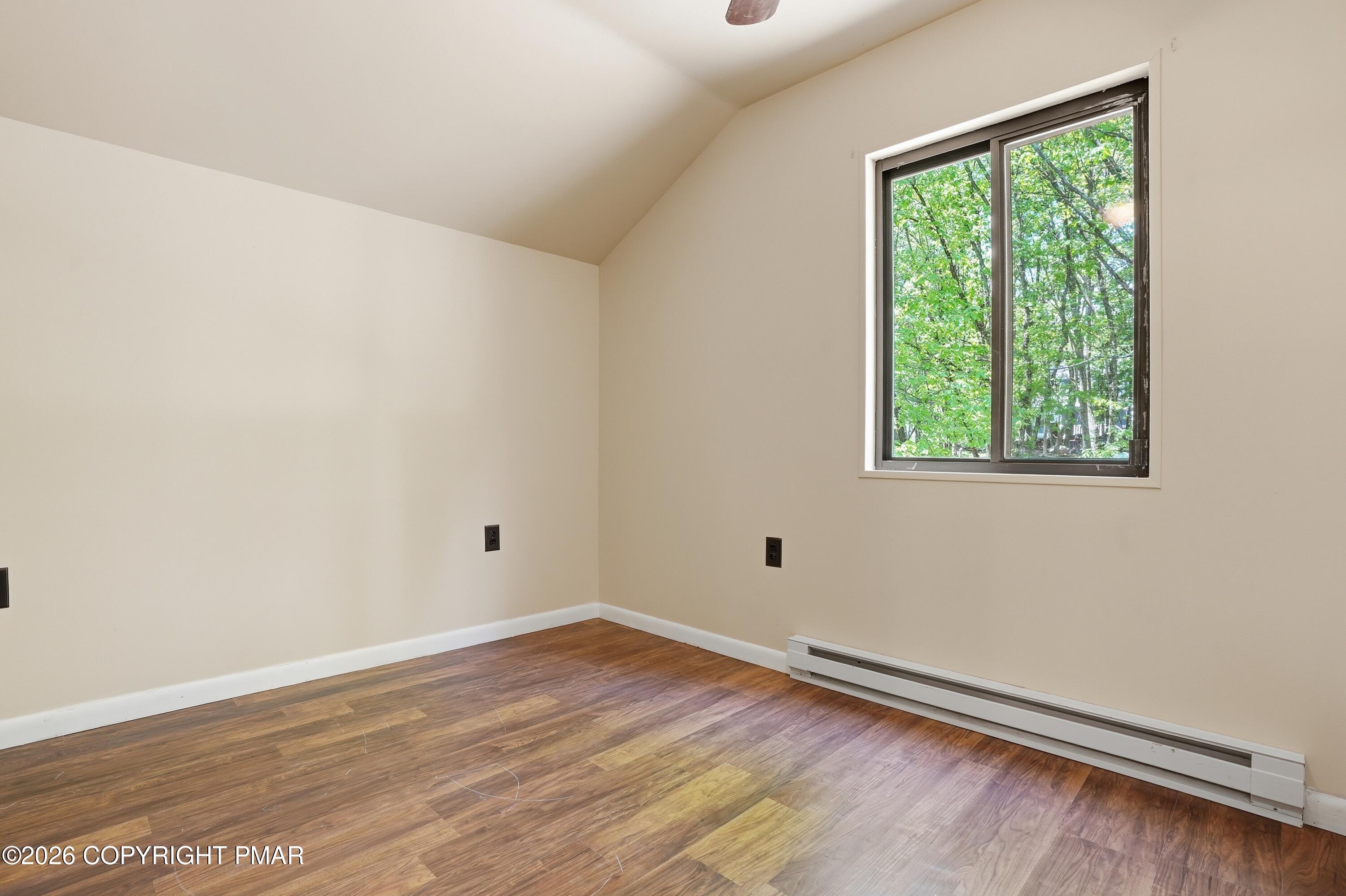 107 Morris Place Bushkill, PA 18324 - Photo 31 of 52 Bedroom