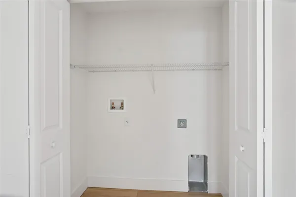 a view of a backyard of the house