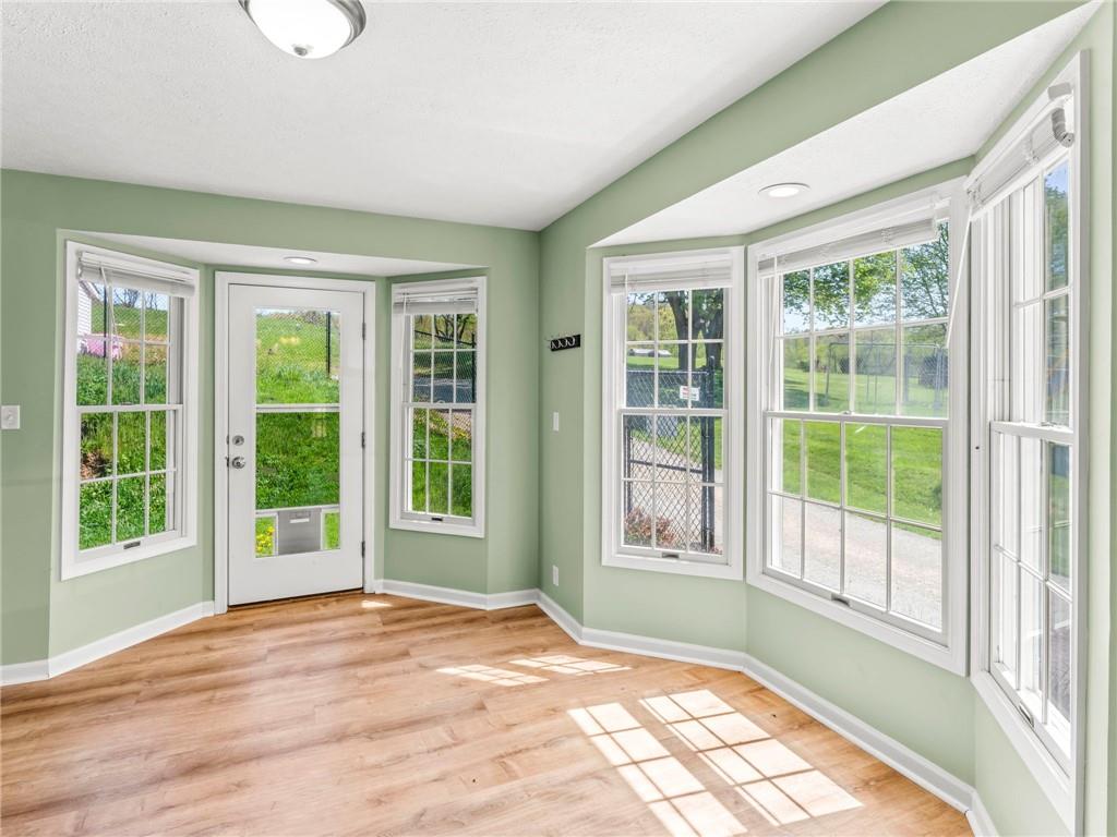 297 Rainey Road Eighty Four, PA 15330 - Photo 17 of 34