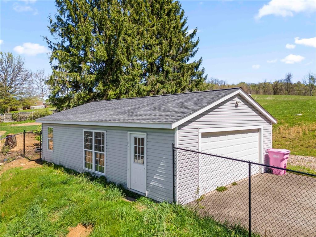 297 Rainey Road Eighty Four, PA 15330 - Photo 31 of 34