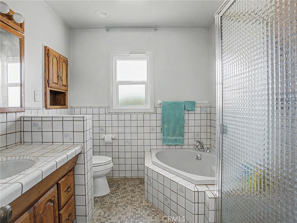 203 East Sycamore Avenue El Segundo, CA 90245 - Photo 13 of 21
