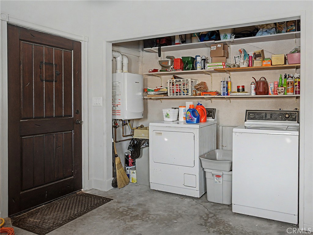 203 East Sycamore Avenue El Segundo, CA 90245 - Photo 17 of 21