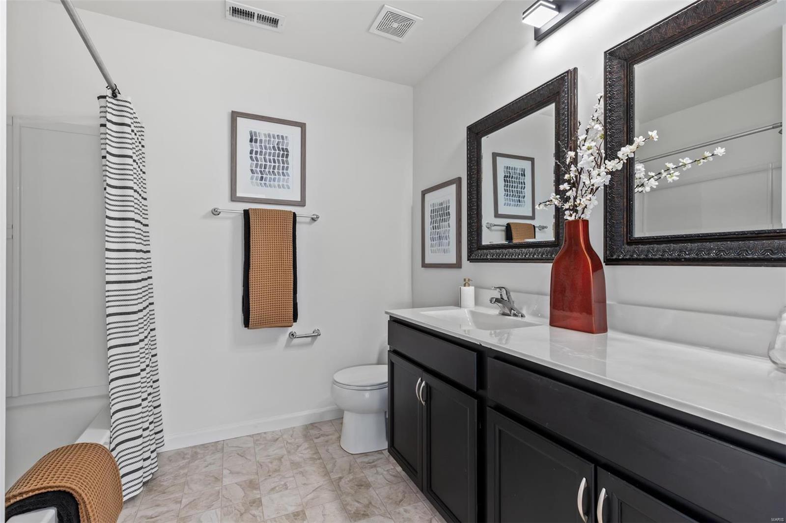 1908 Simba Circle St. Louis, MO 63125 - Photo 23 of 34 Gallery Image 23