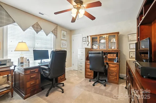 $700,000 | 10906 Round Rock Road, Charlotte, NC 28277