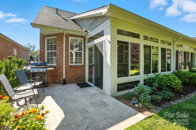 $700,000 | 10906 Round Rock Road, Charlotte, NC 28277